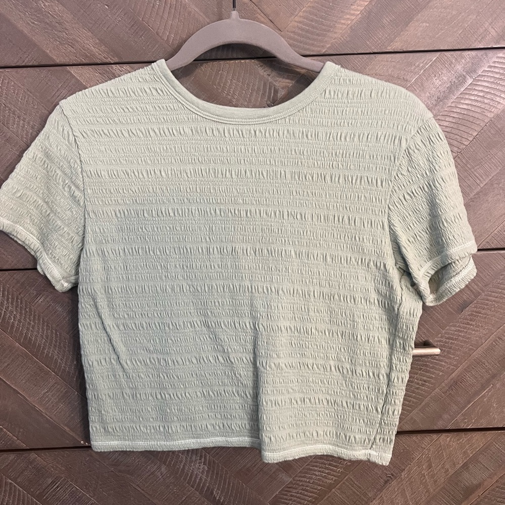 American Eagle tee